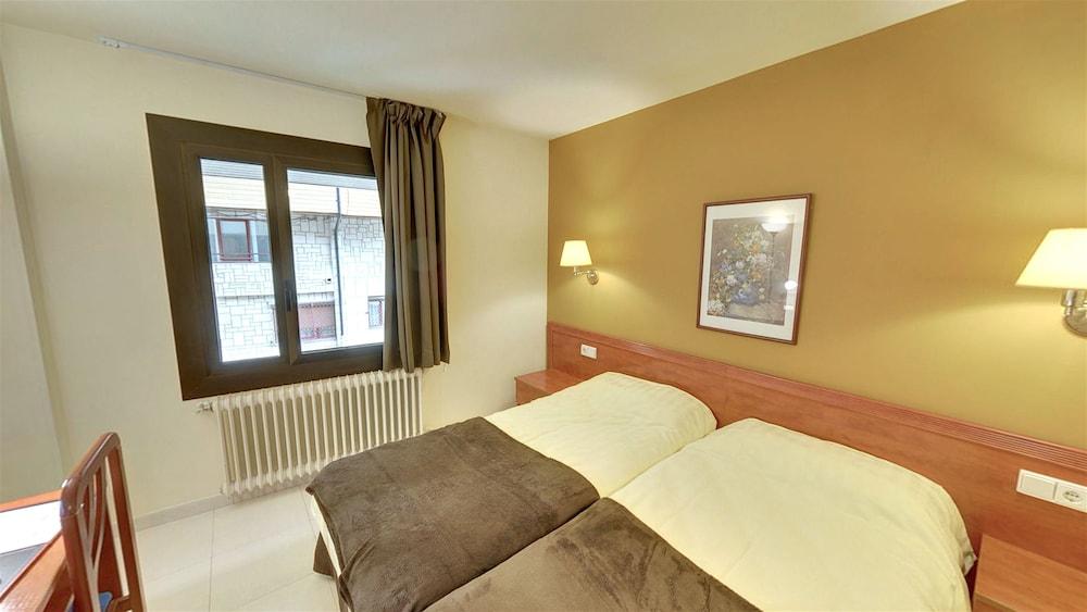 Hotel Guineu Pas De La Casa Kültér fotó